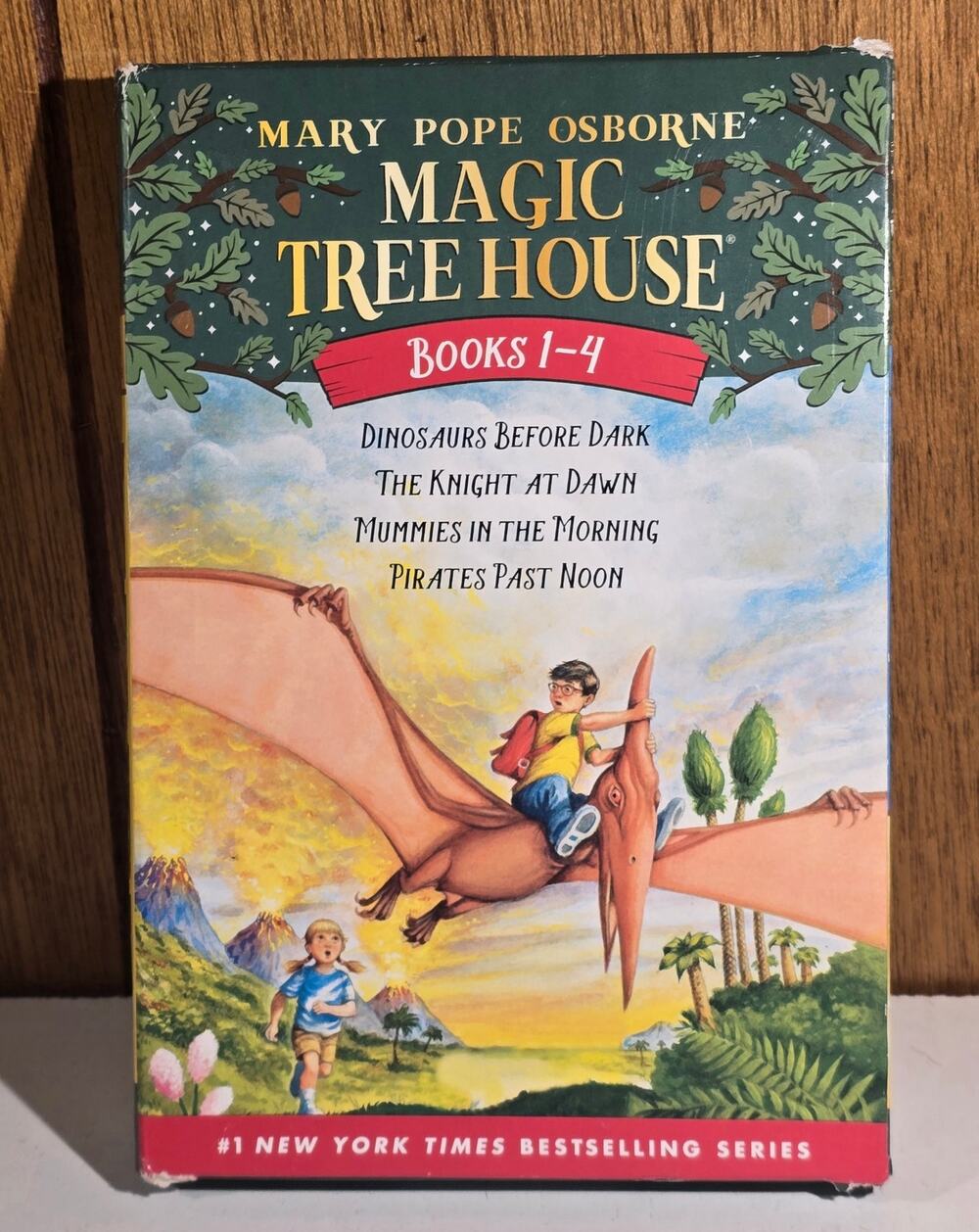 Magic Tree House Books 1-4 Box Set Mary Pope Osborne Paperback Collection